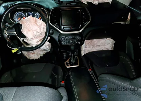 2015 Jeep Cherokee Latitude z USA, uszkodzony, nr VIN 1C4PJMCSXFW753184